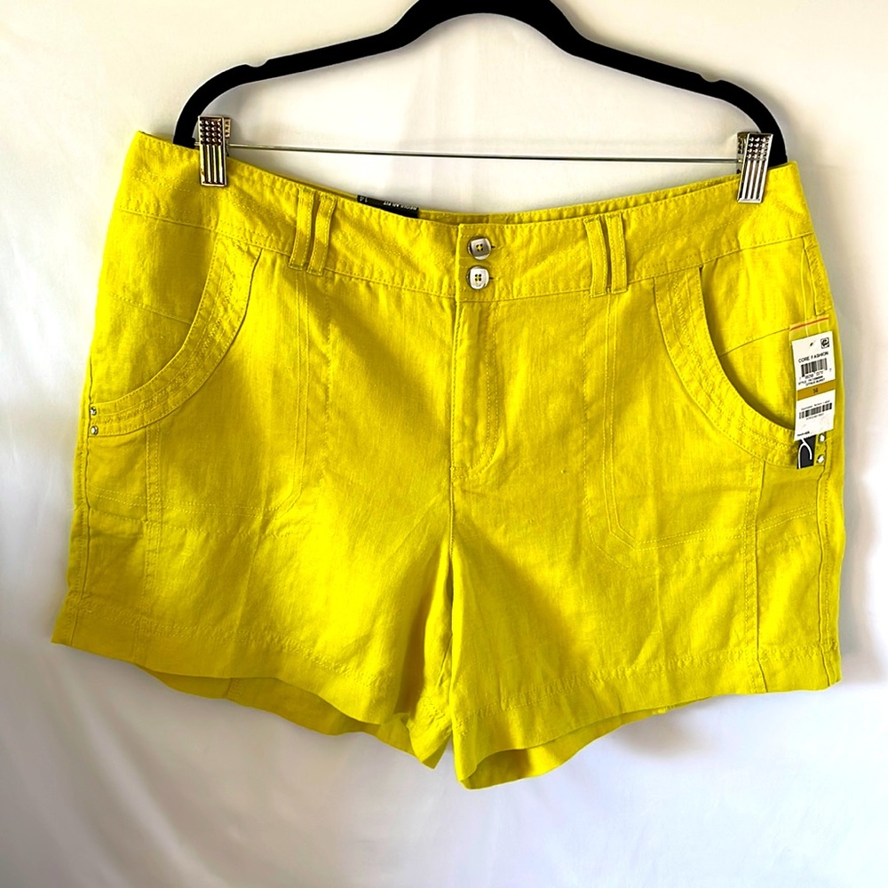 Inc shorts size‎ 14 yellow with rhinestone details regular fit 100% linen